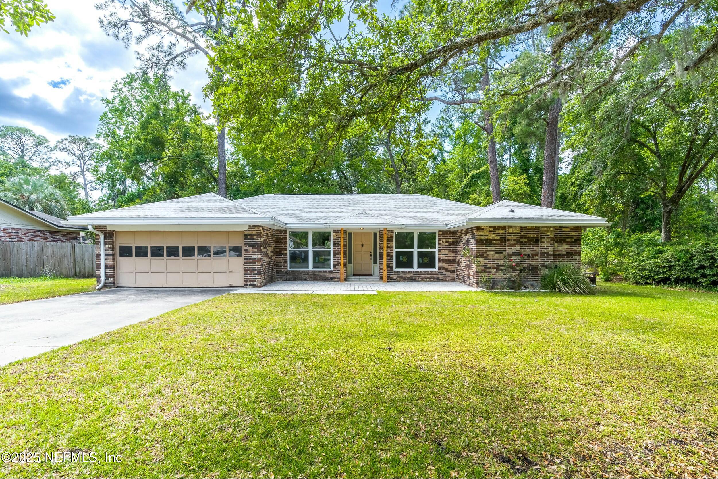 12902 Silver Oak Drive Property Photo 1