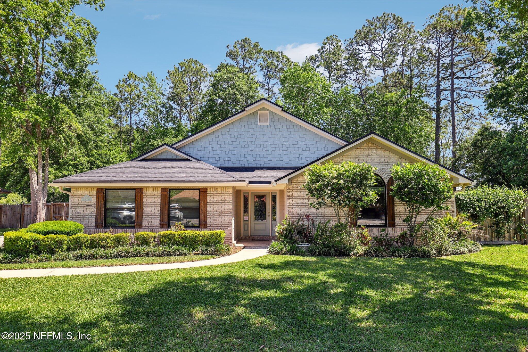 10471 Spotted Fawn Lane Property Photo 1