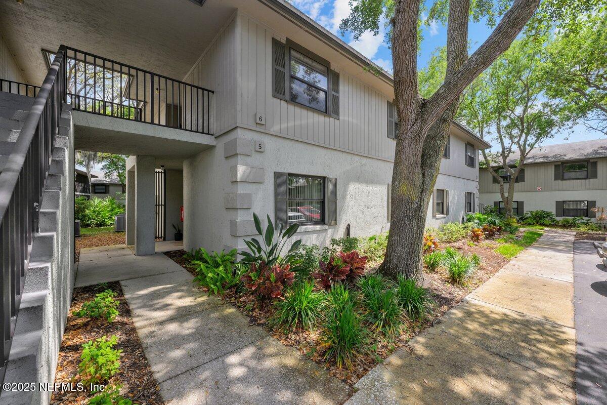 5 Talavera Court Property Photo 1
