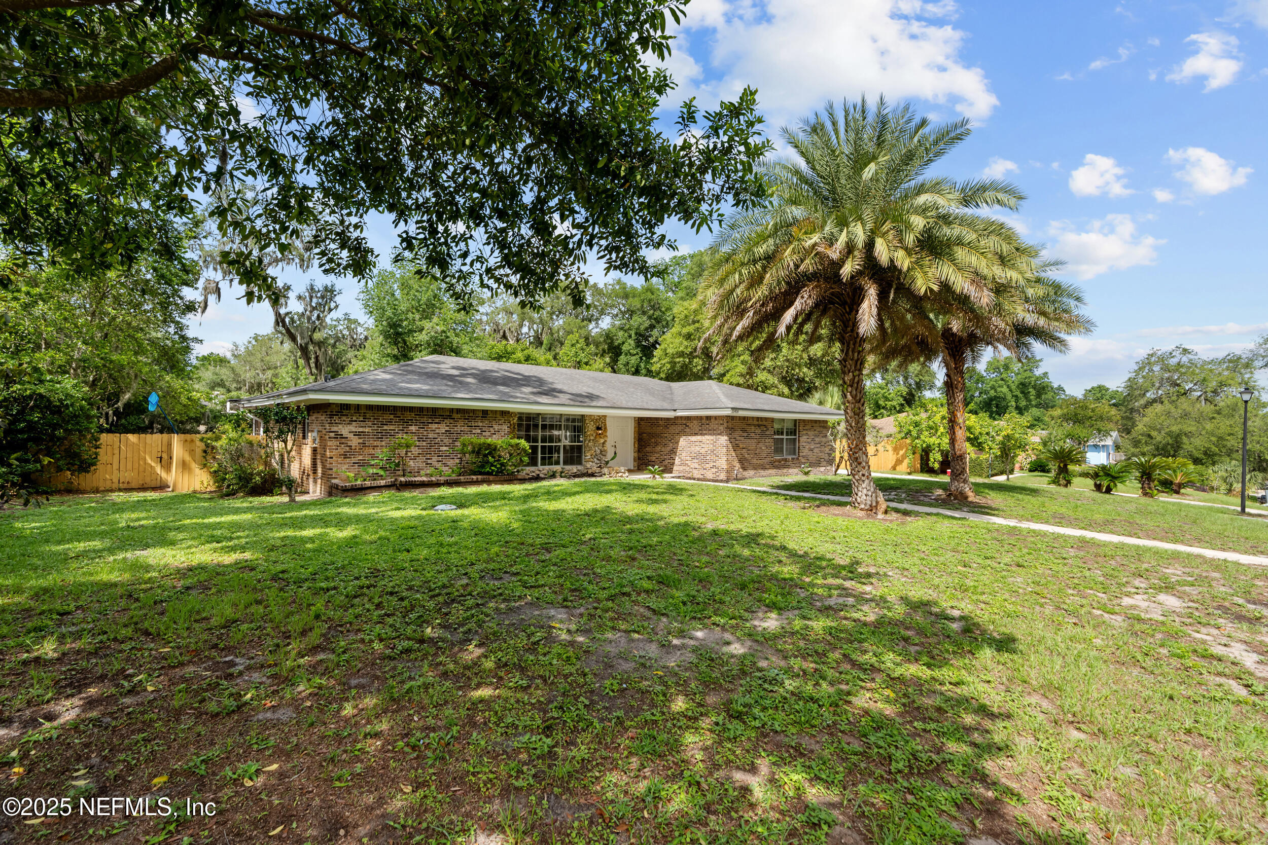11416 River Knoll Drive Property Photo 2