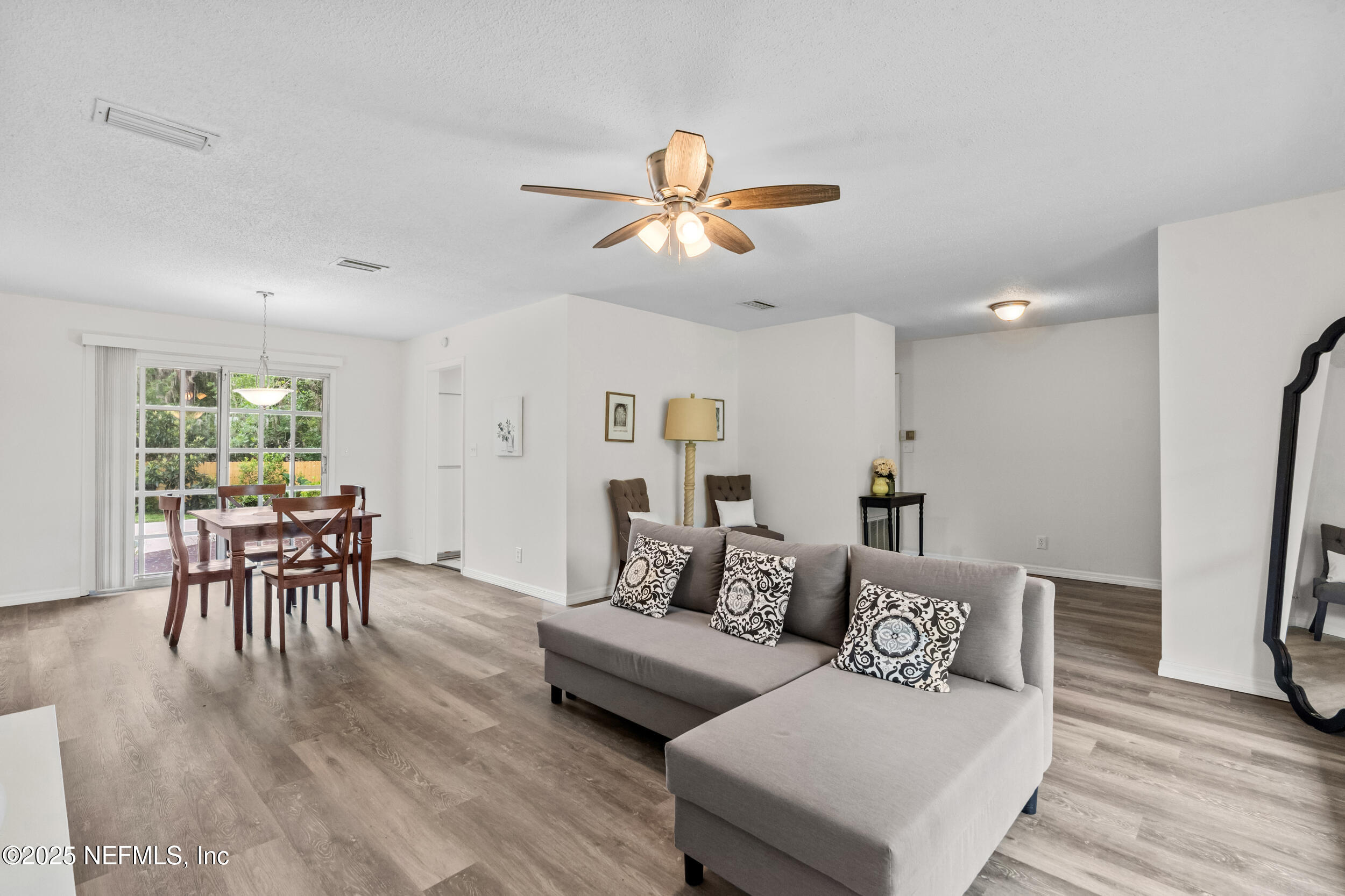 11416 River Knoll Drive Property Photo 7