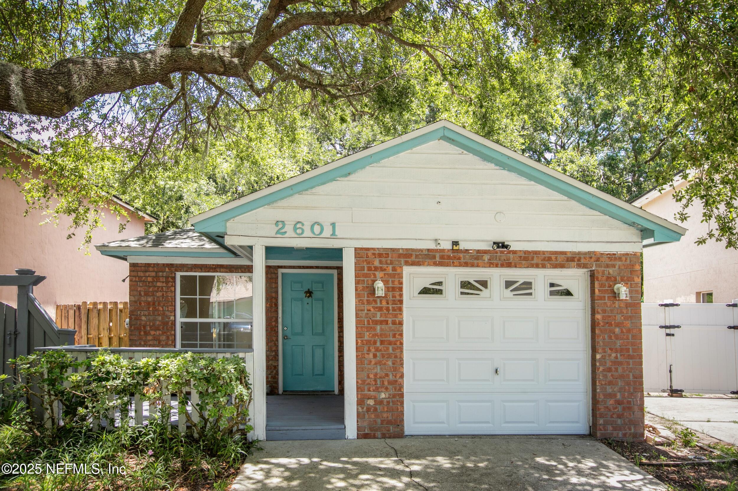 2601 Americas Cup Circle E Property Photo 1