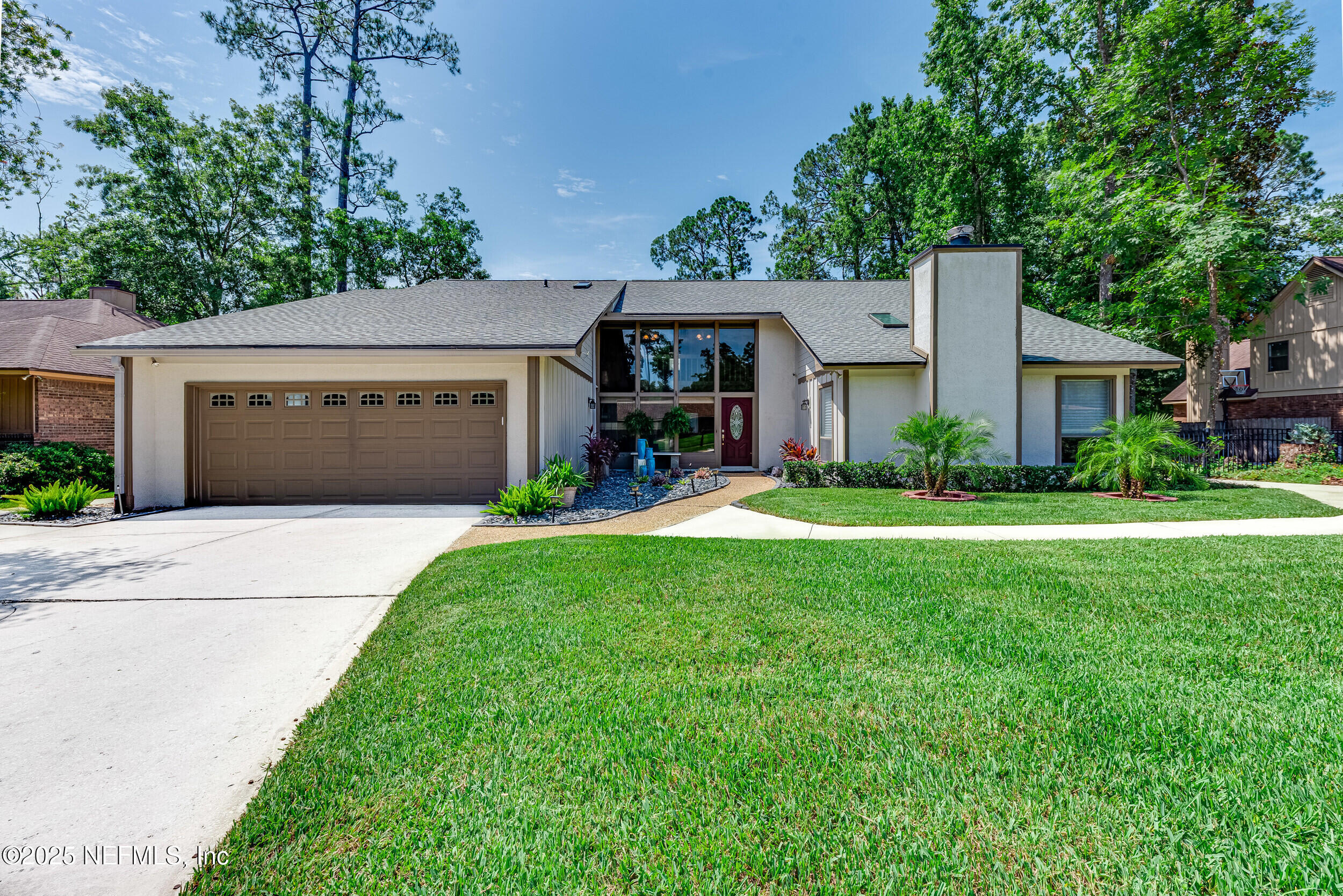 2934 Bernice Court Property Photo 1