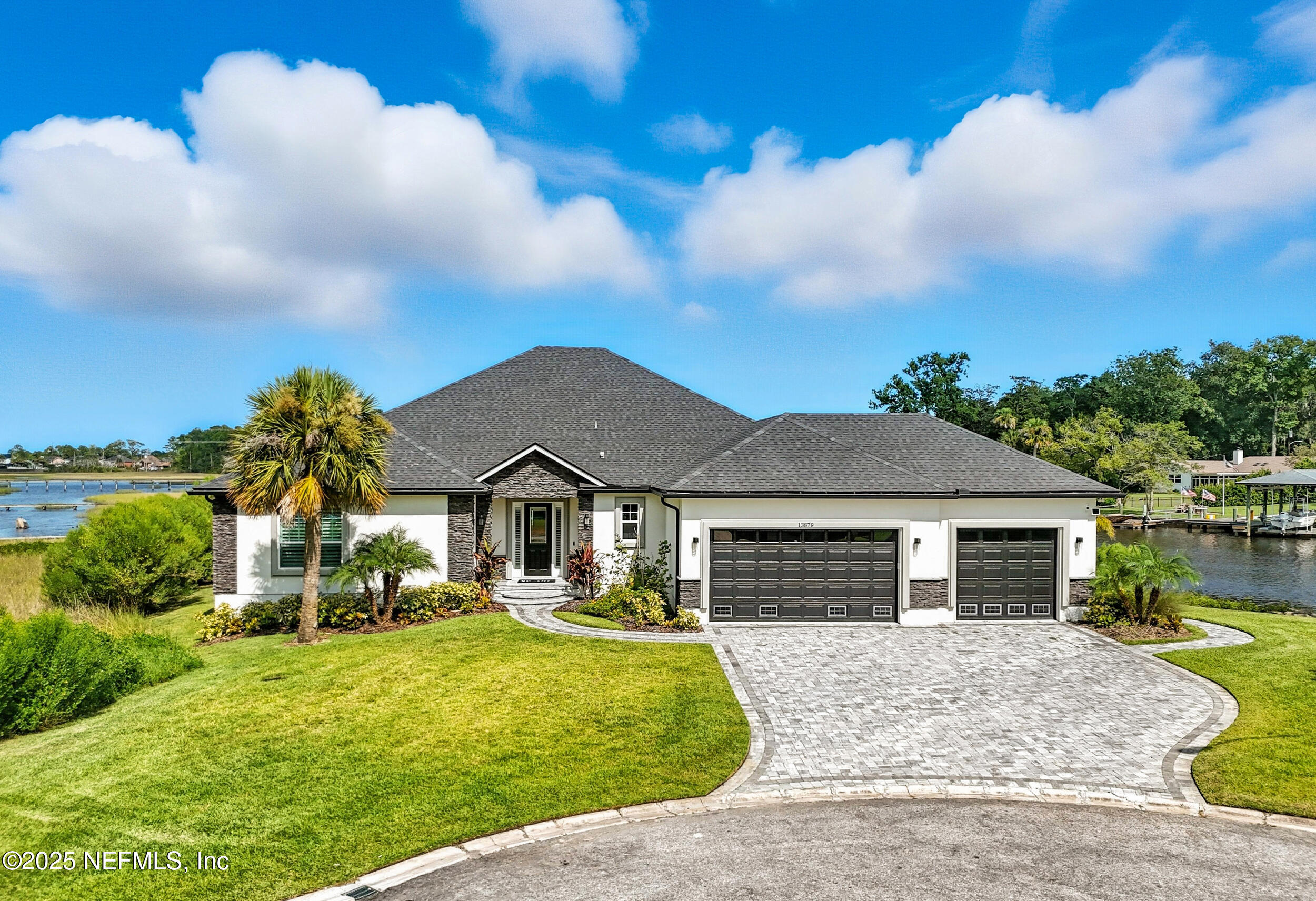 13879 Ketch Cove Drive Property Photo 1