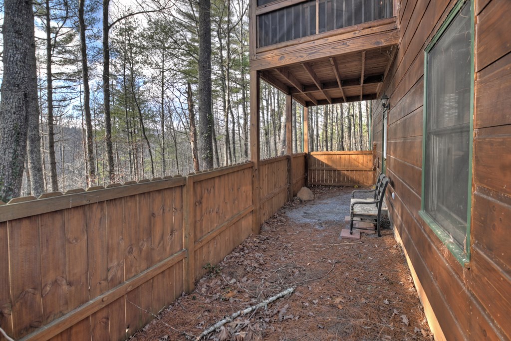6341 Mobile Rd Property Photo 5