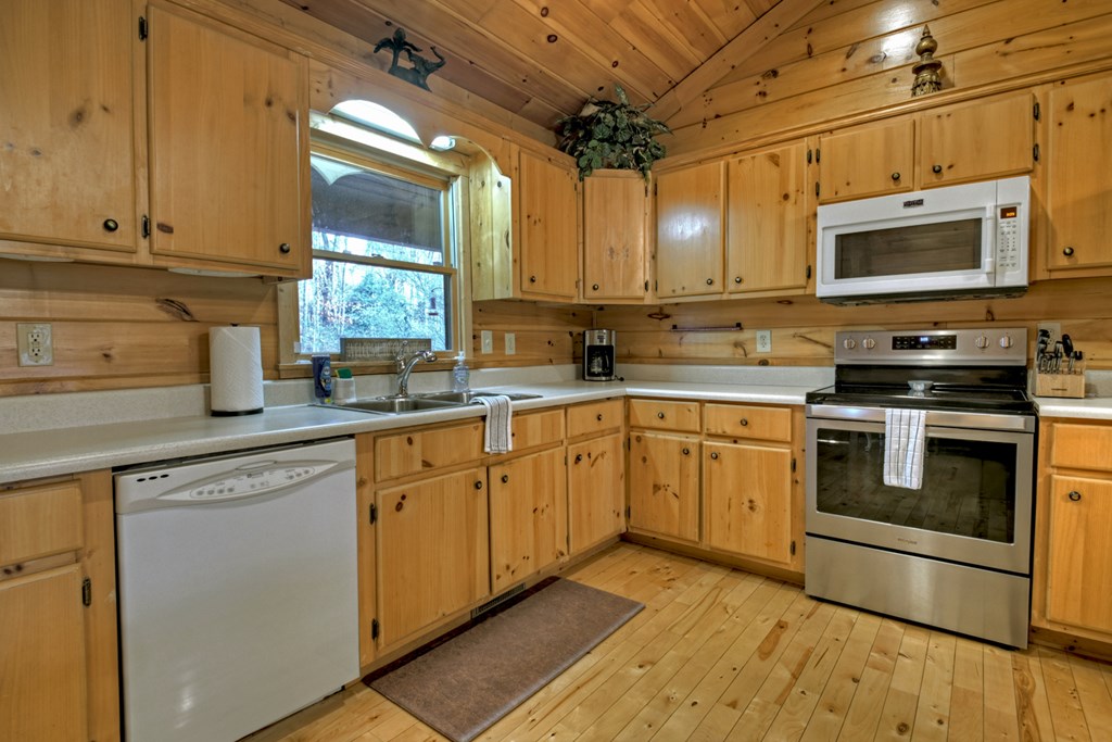 6341 Mobile Rd Property Photo 26