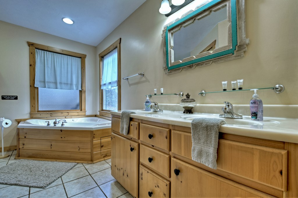 6341 Mobile Rd Property Photo 33