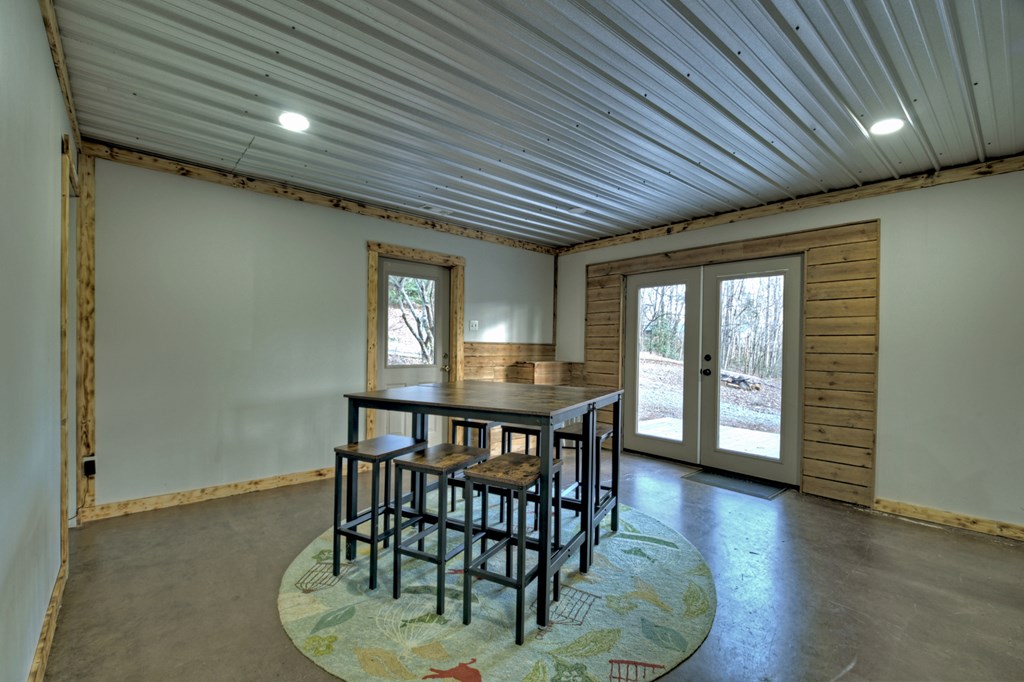 6341 Mobile Rd Property Photo 37