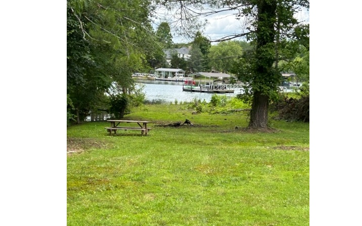 #2a/b Tranquil Pointe Lane Property Photo 3