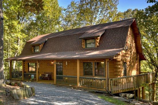 142 Malory Circle Property Photo 1