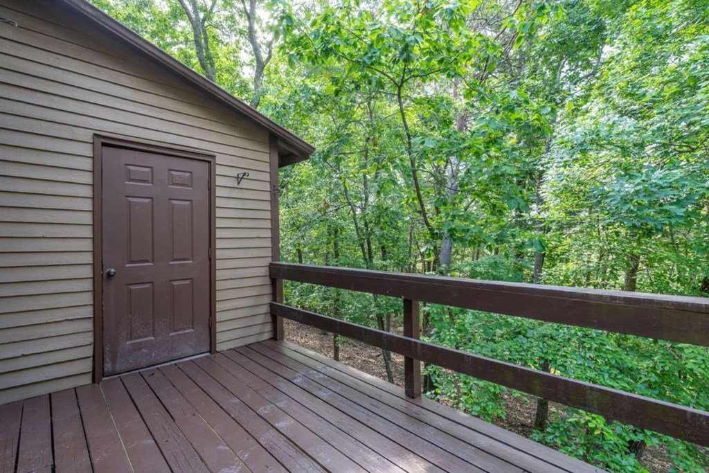 11 Mountain View Court Property Photo 10