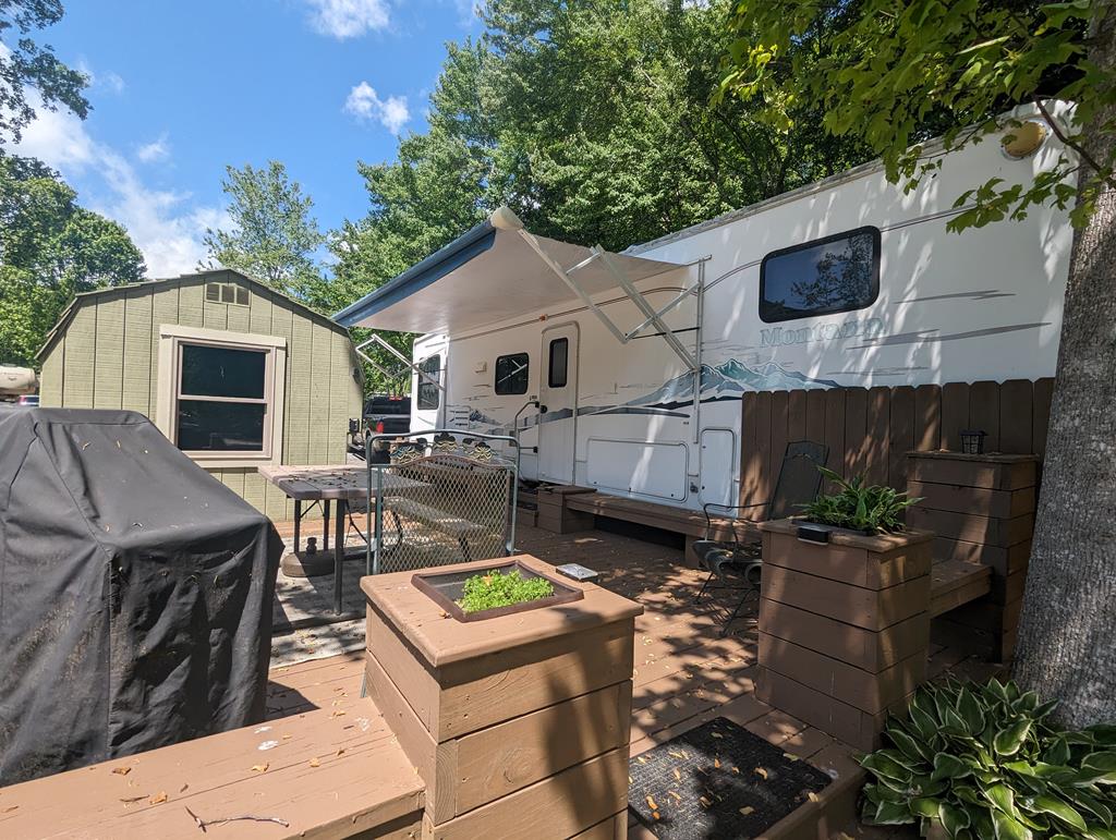 129 Moccasin Lane Property Photo