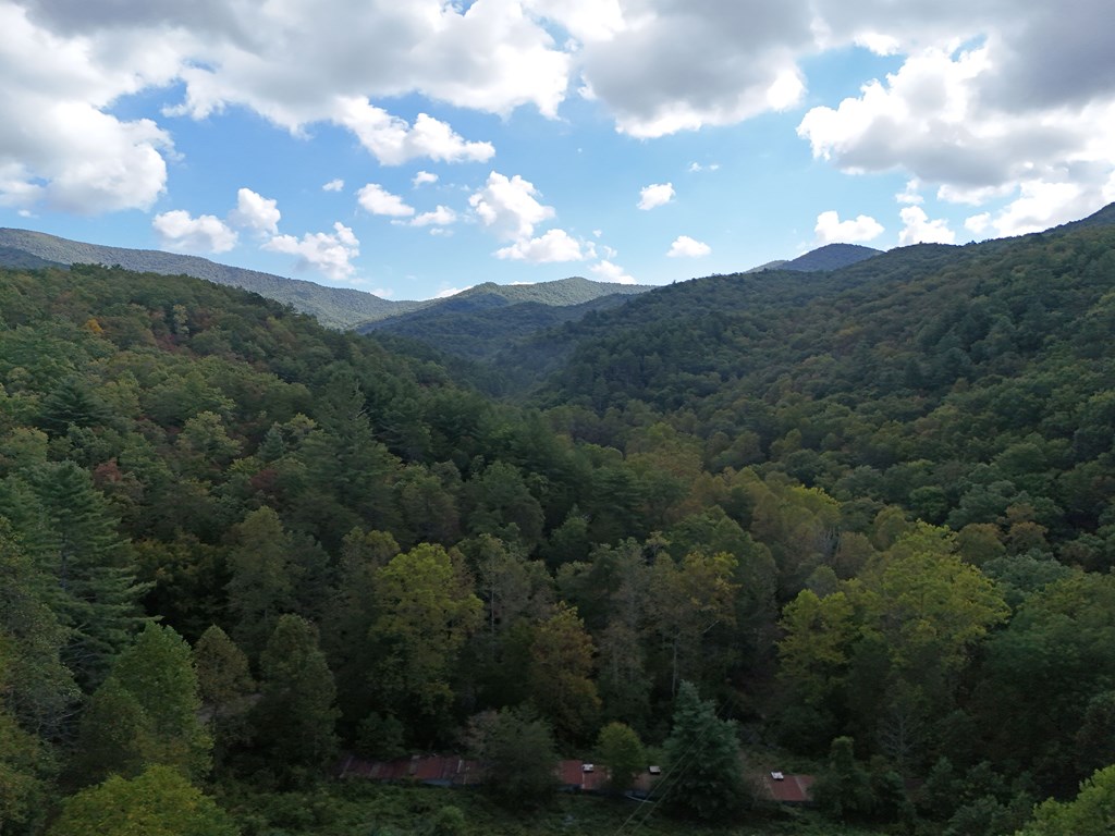 00 Mill Creek Property Photo 29