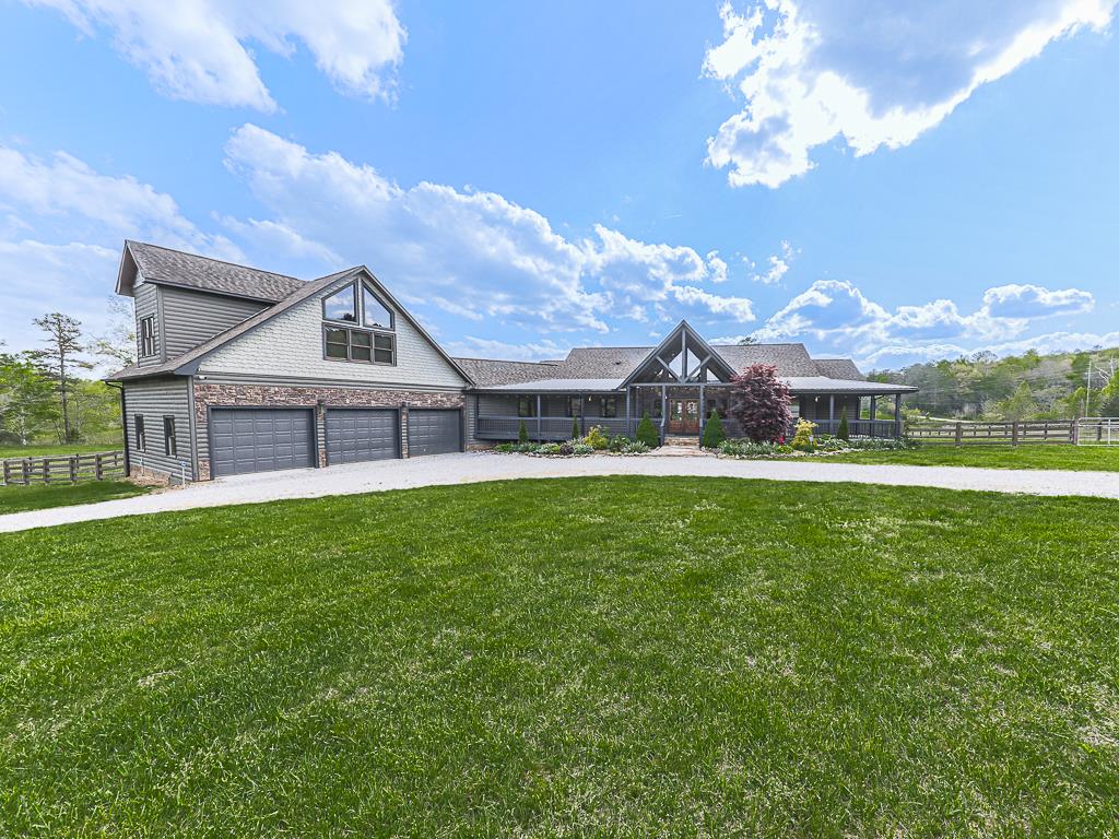 42 Lone Pine Drive Property Photo