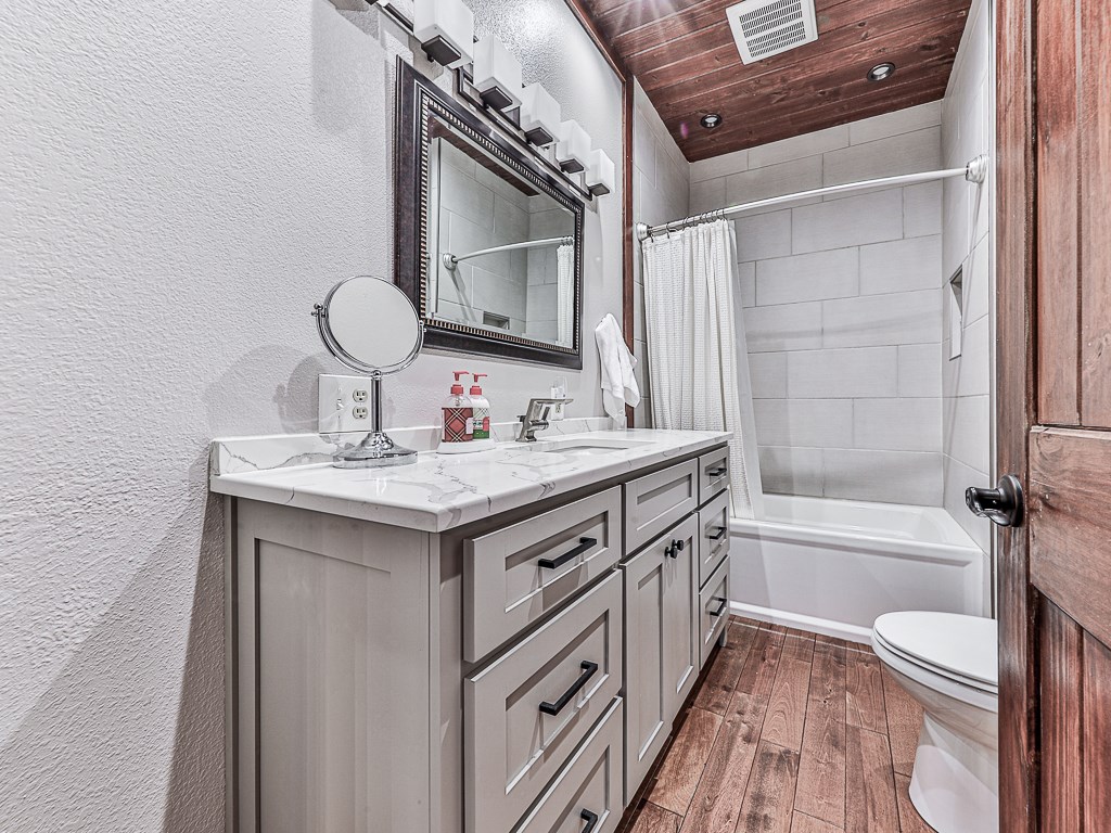 42 Lone Pine Drive Property Photo 17