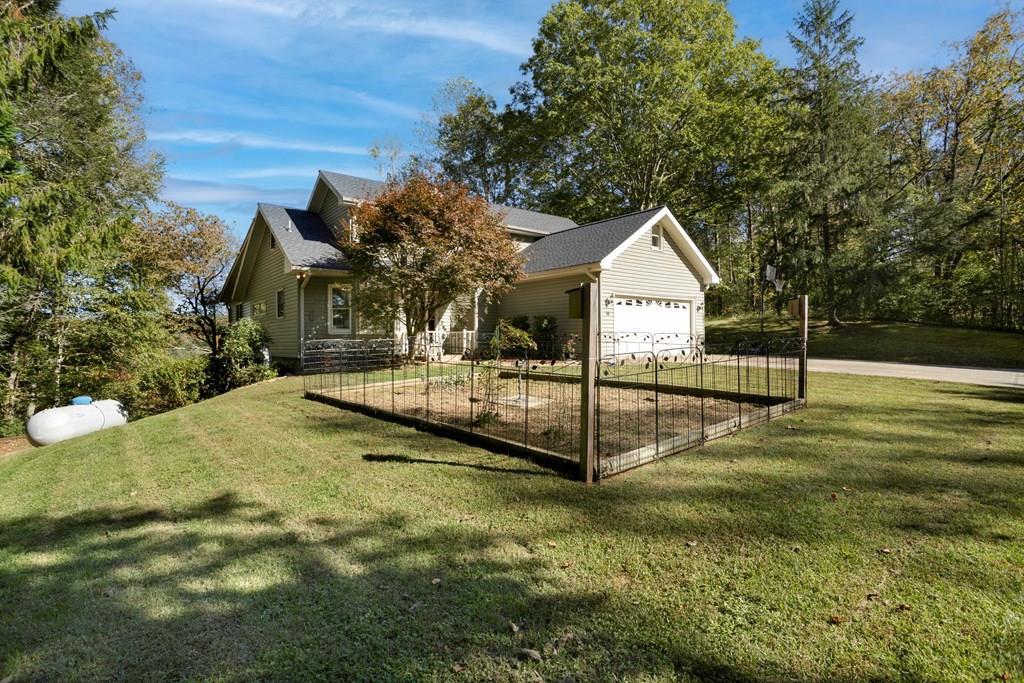 14 Rivendell Drive Property Photo 2