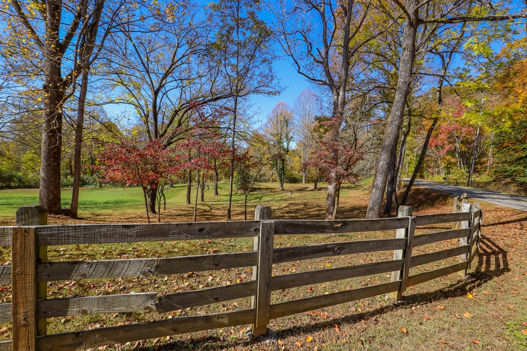 Lot 8 Hinton Overlook Property Photo 4