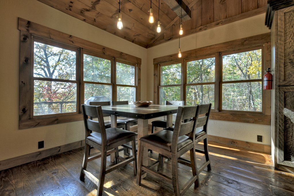 1030 Bear Mountain Pass Property Photo 16