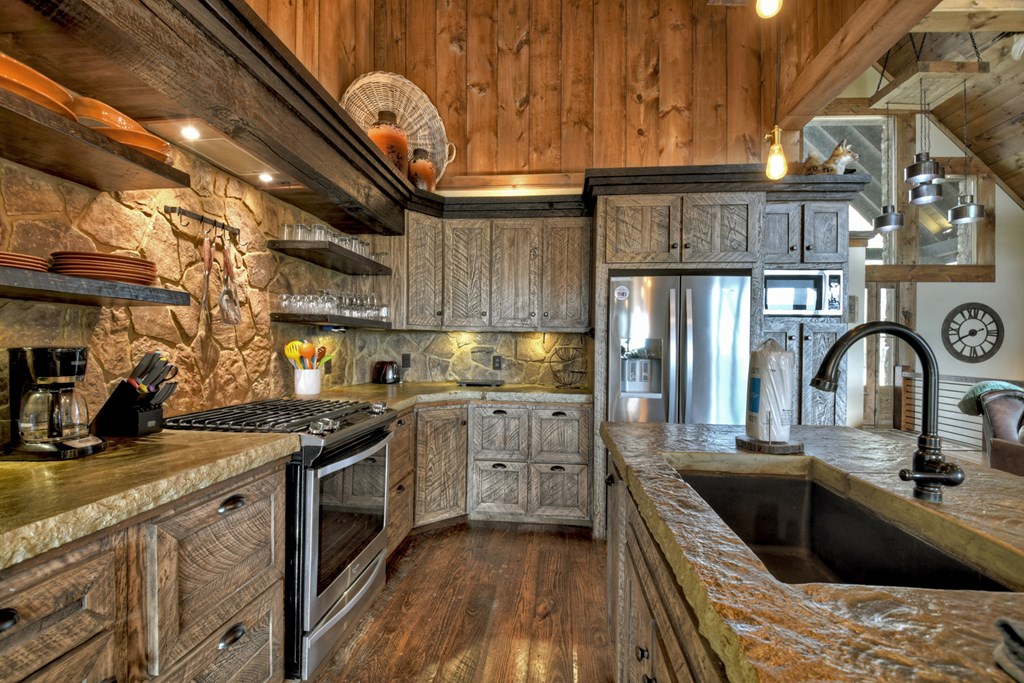 1030 Bear Mountain Pass Property Photo 19