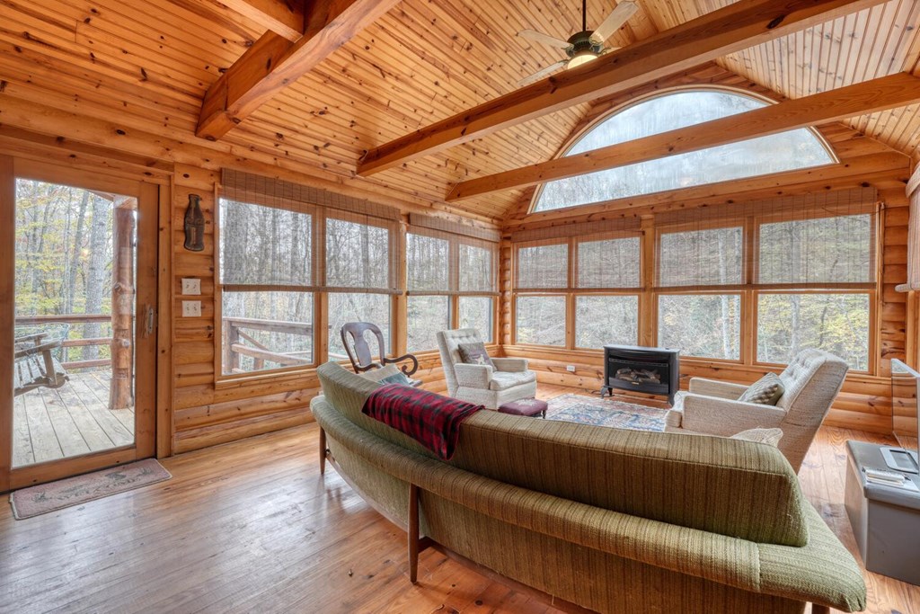 2479 Plum Orchard Road Property Photo 9