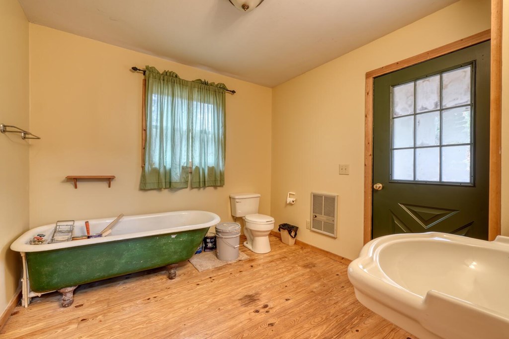 2479 Plum Orchard Road Property Photo 20
