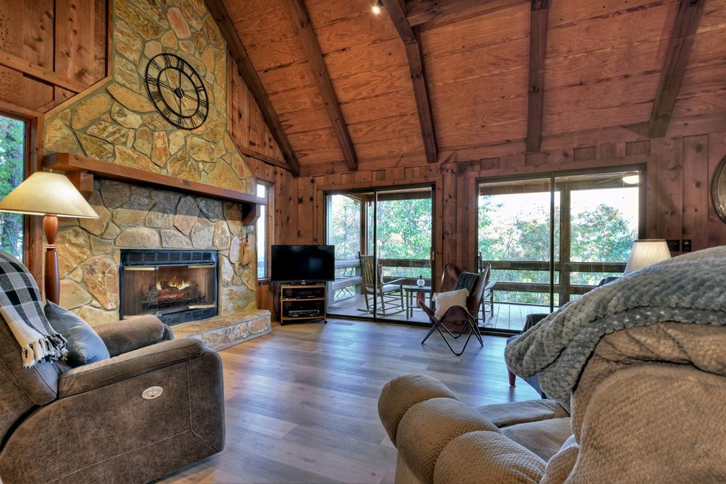 392 Eagles Nest Mountain Road Property Photo 35