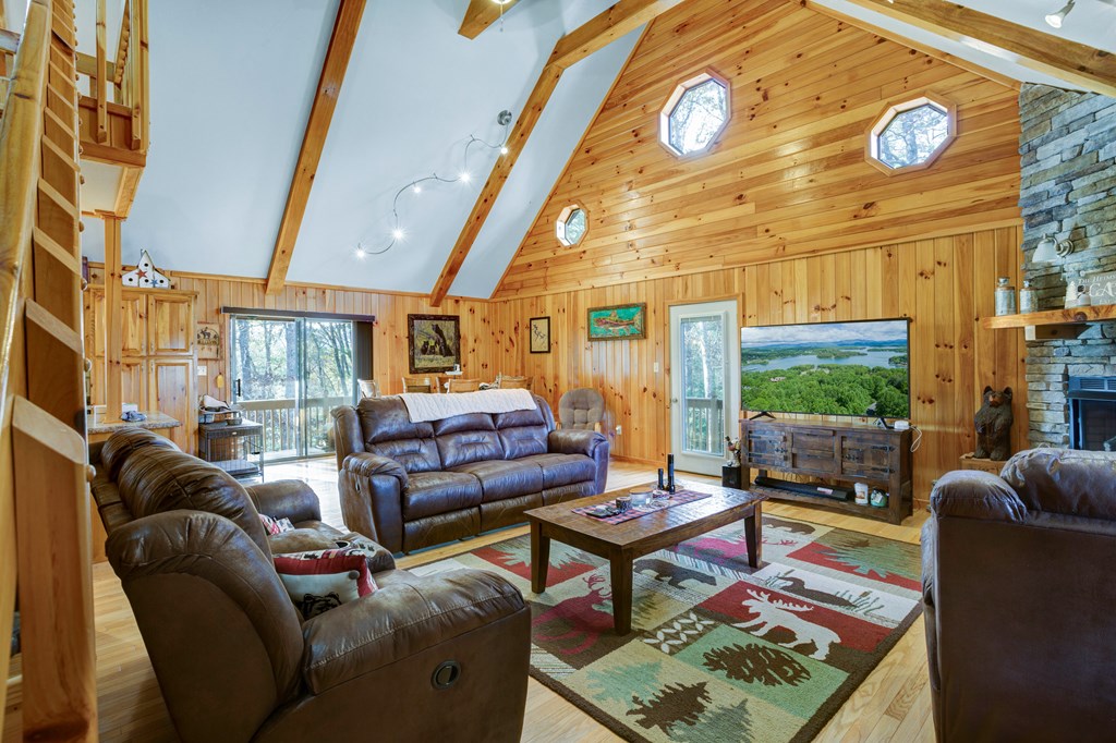 472 Bear Paw Church Road Property Photo 4