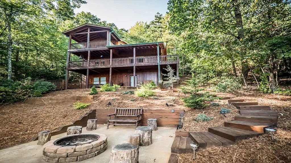 587 Lower Prince Mountain Road Property Photo 3