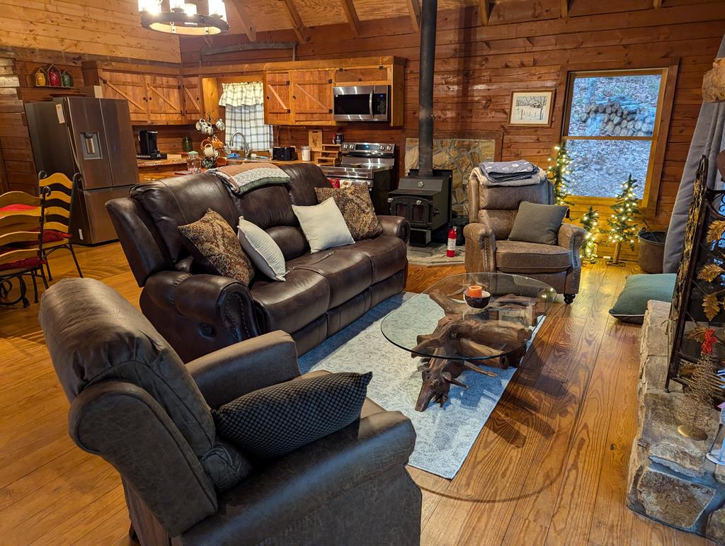 84 Knights Way Property Photo 10