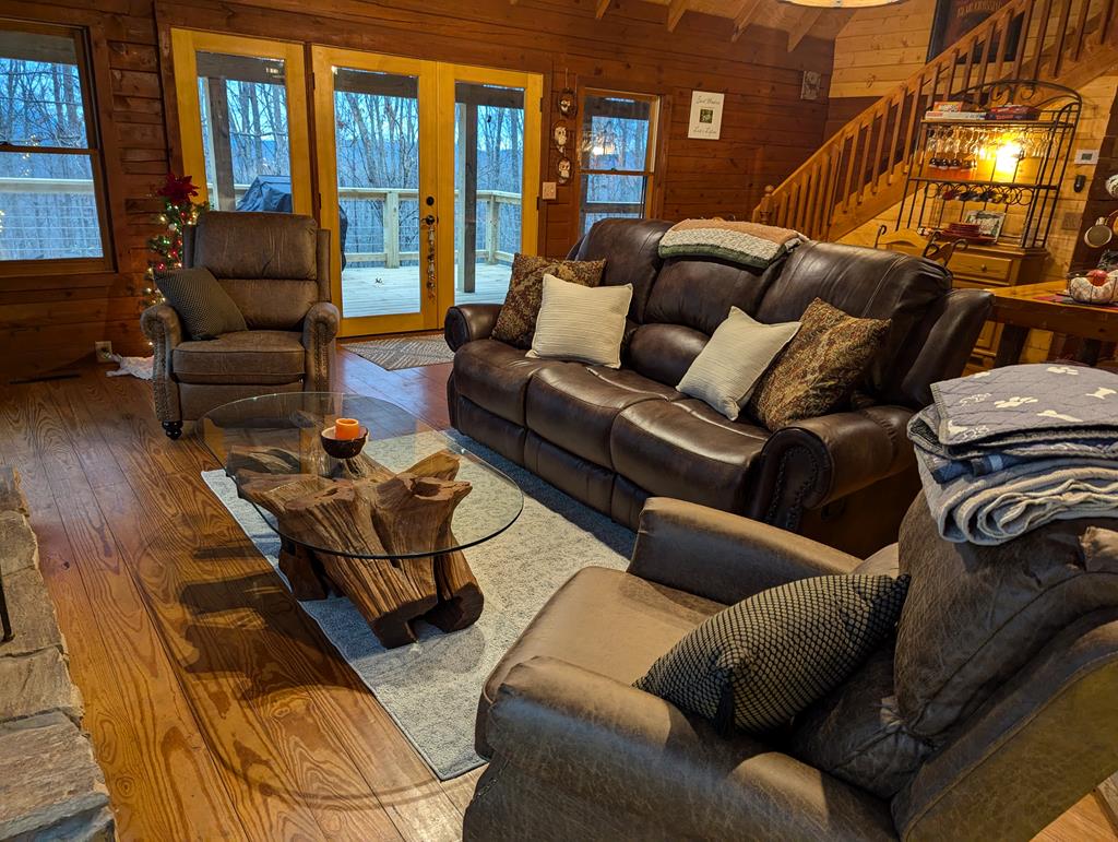 84 Knights Way Property Photo 39