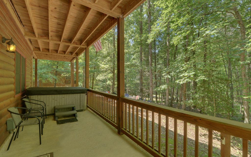 890 Mountain Lake Circle Property Photo 7