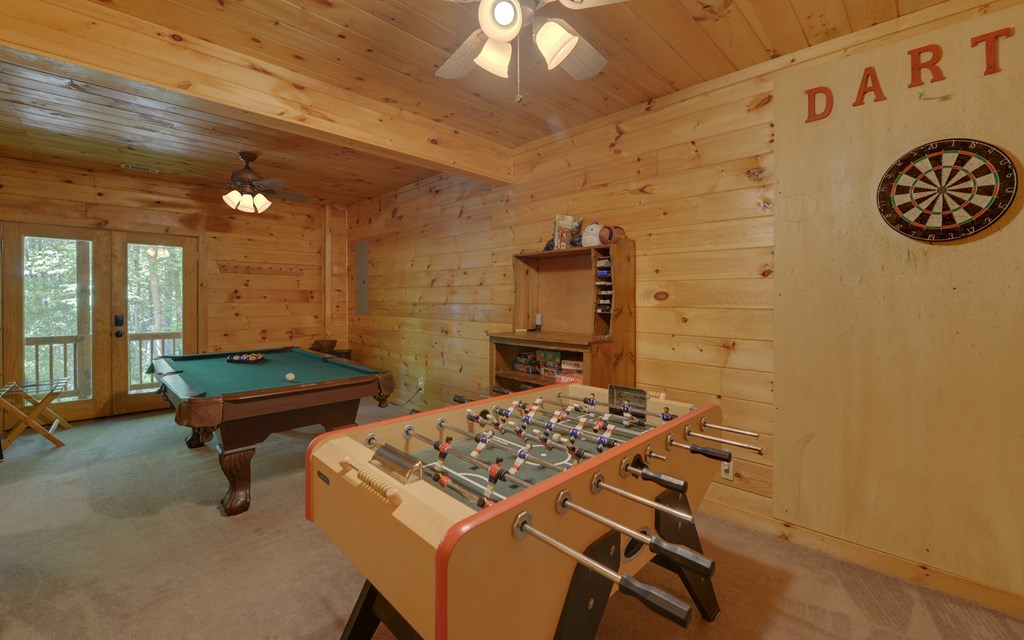 890 Mountain Lake Circle Property Photo 12