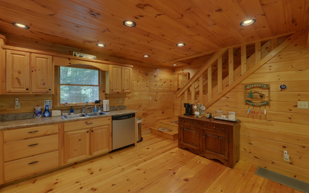 890 Mountain Lake Circle Property Photo 25