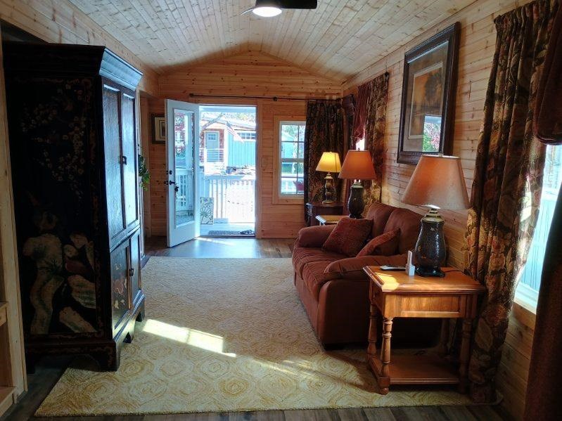 4334 River Bank Run Property Photo 23