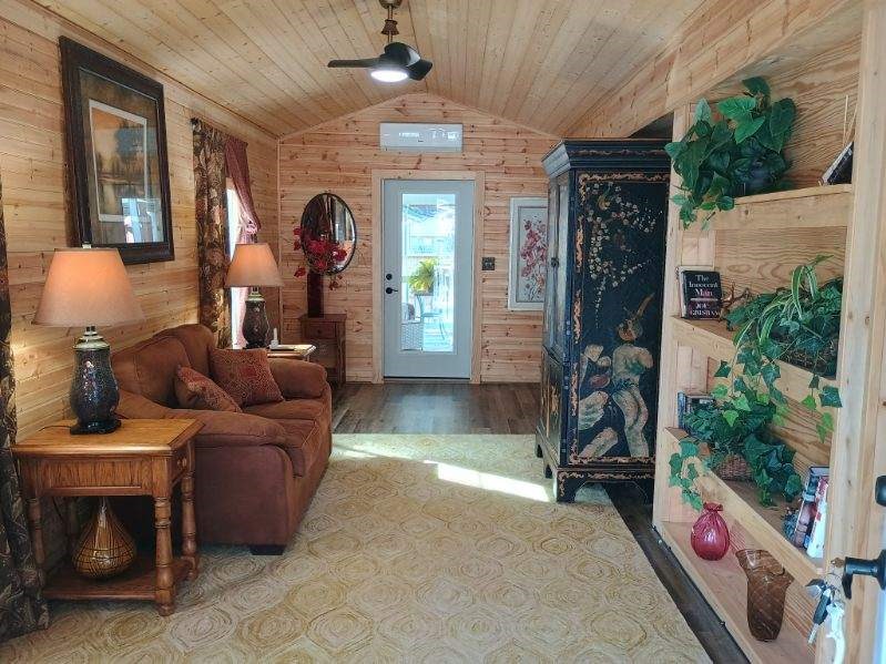 4334 River Bank Run Property Photo 25