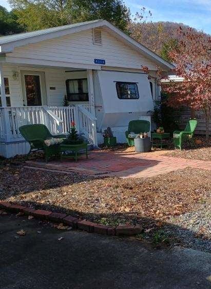 4334 River Bank Run Property Photo 36