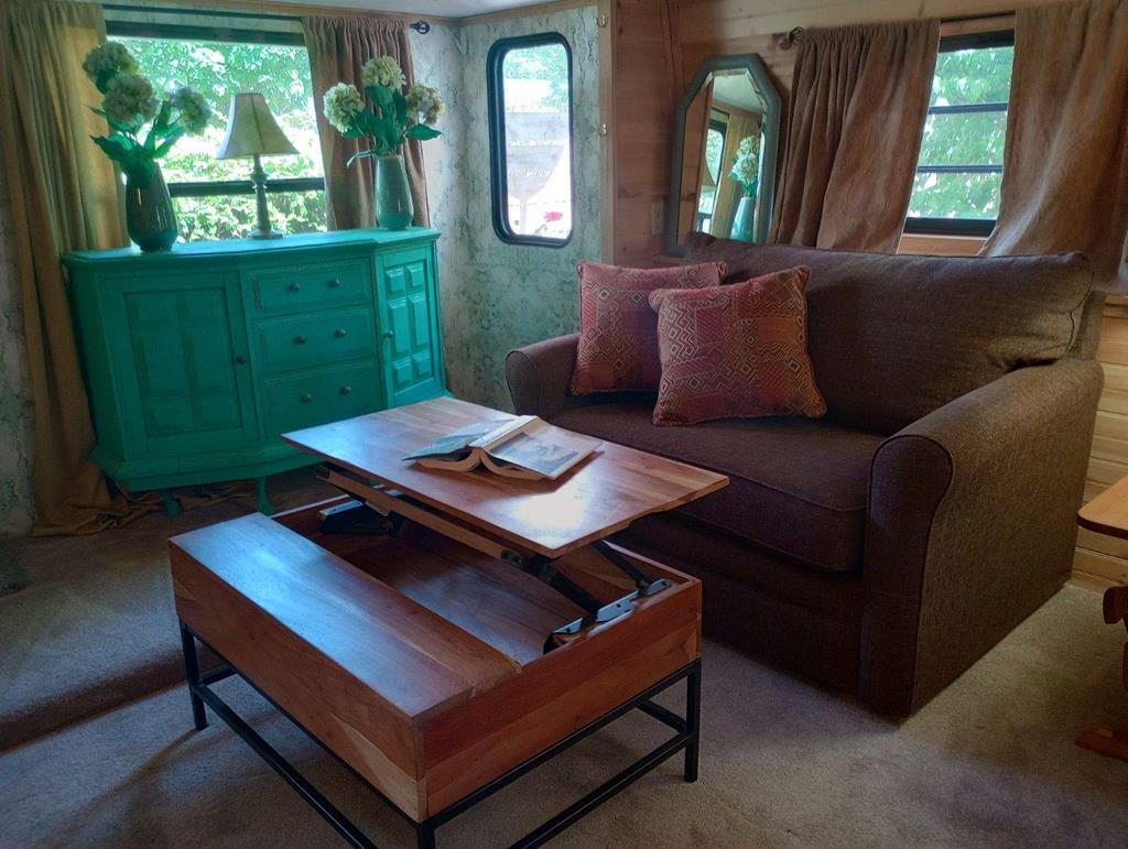 4334 River Bank Run Property Photo 58