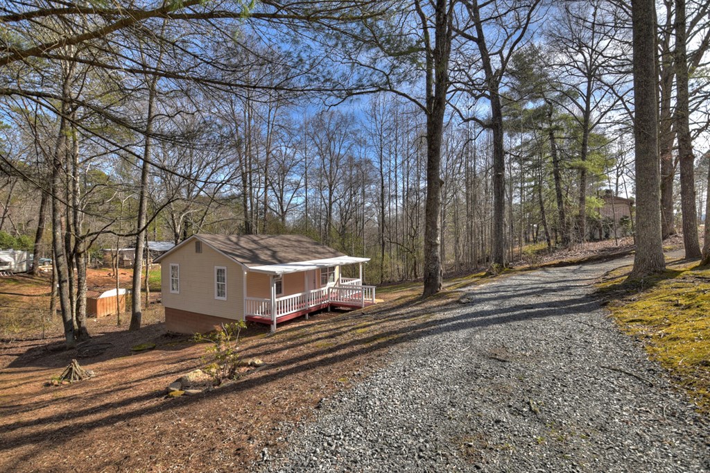 1595 Tennis Court Road Property Photo 24