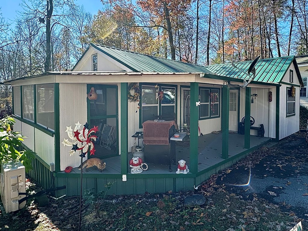 38 Yogi Bear Blvd. Property Photo 18