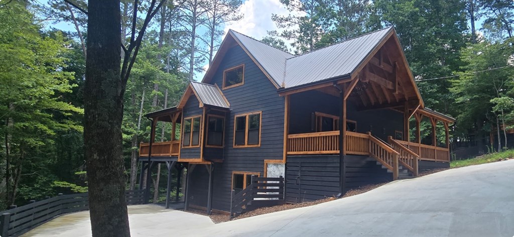 40 Cadet Court Property Photo 2