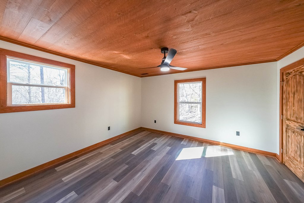 40 Cadet Court Property Photo 23