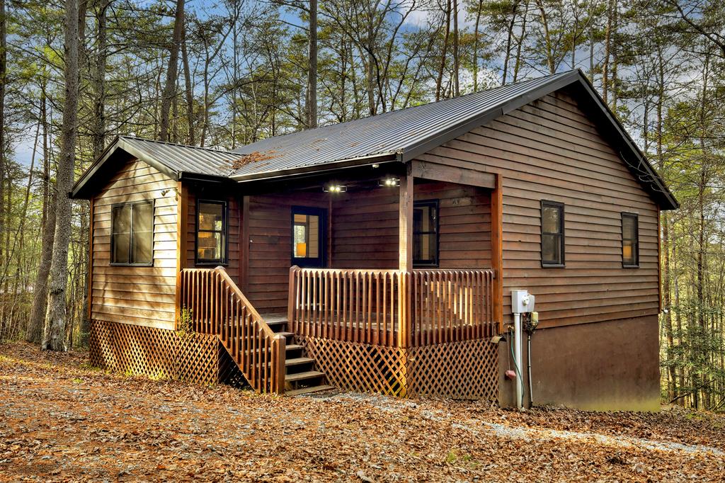 39 Pond Road Property Photo 1
