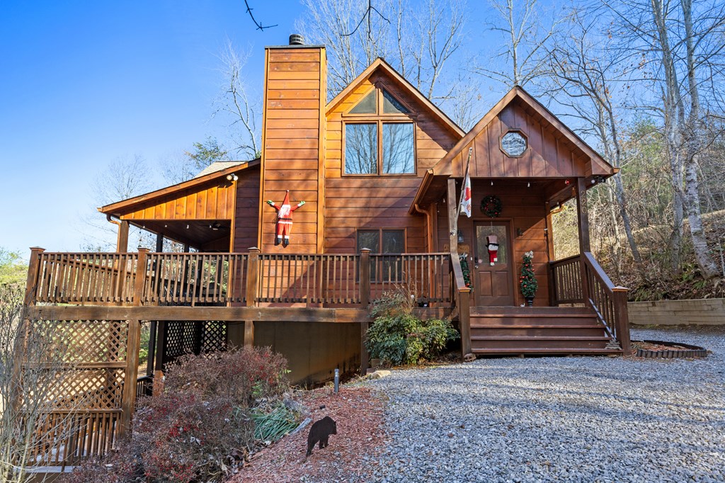 220 Mountain High Drive Property Photo 3