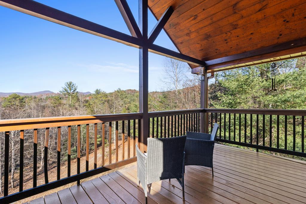 220 Mountain High Drive Property Photo 6