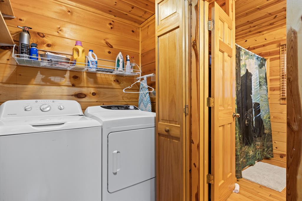220 Mountain High Drive Property Photo 34