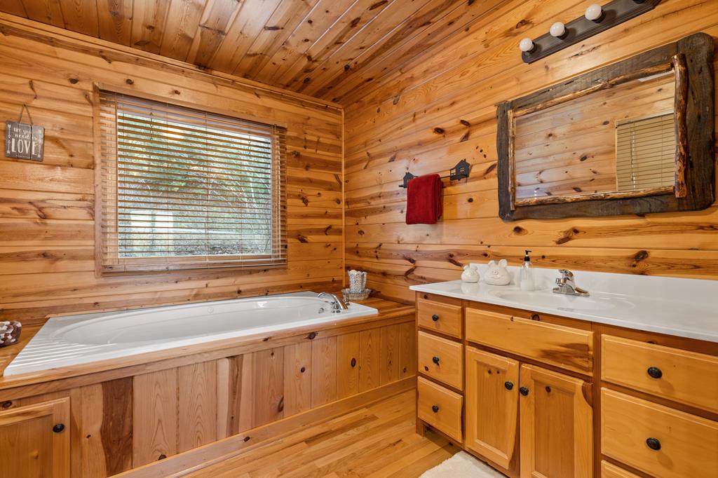 220 Mountain High Drive Property Photo 43