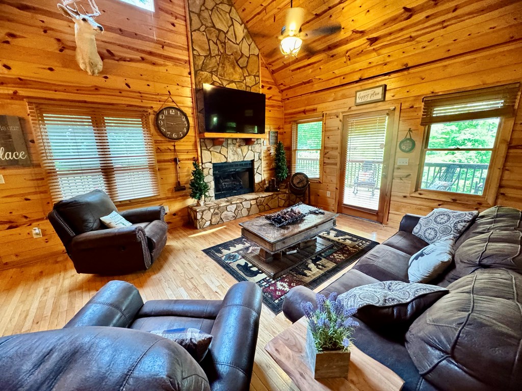 220 Mountain High Drive Property Photo 73