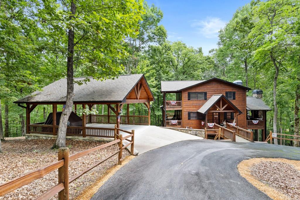100 Arbor Way Property Photo