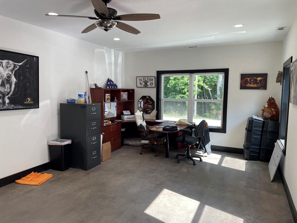 1019 Hardscrabble Road Property Photo 35