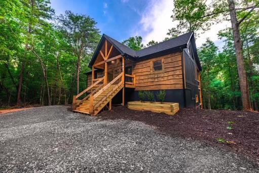 241 Lees Ride Property Photo